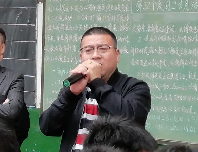 邵陽市華龍中學(xué),邵陽中學(xué)教育,高中教育,師資雄厚,名優(yōu)教師